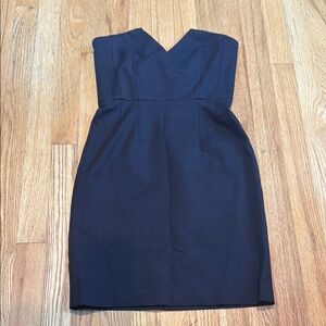 Privee Elegant Black Strapless Dress With V Neckline Size  P